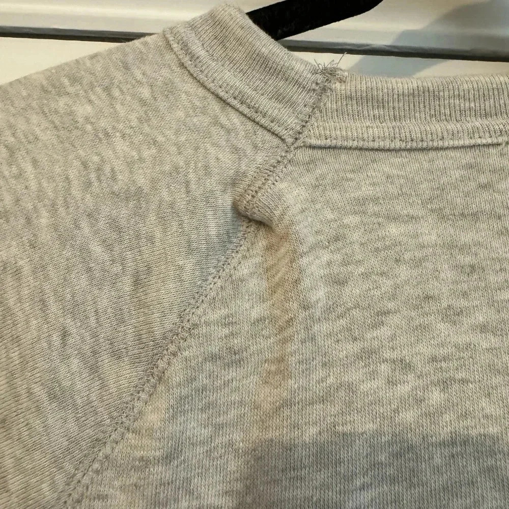NWOT Wren&Glory Heart/Art Painted Crewneck. (15) - Picture 6 of 7